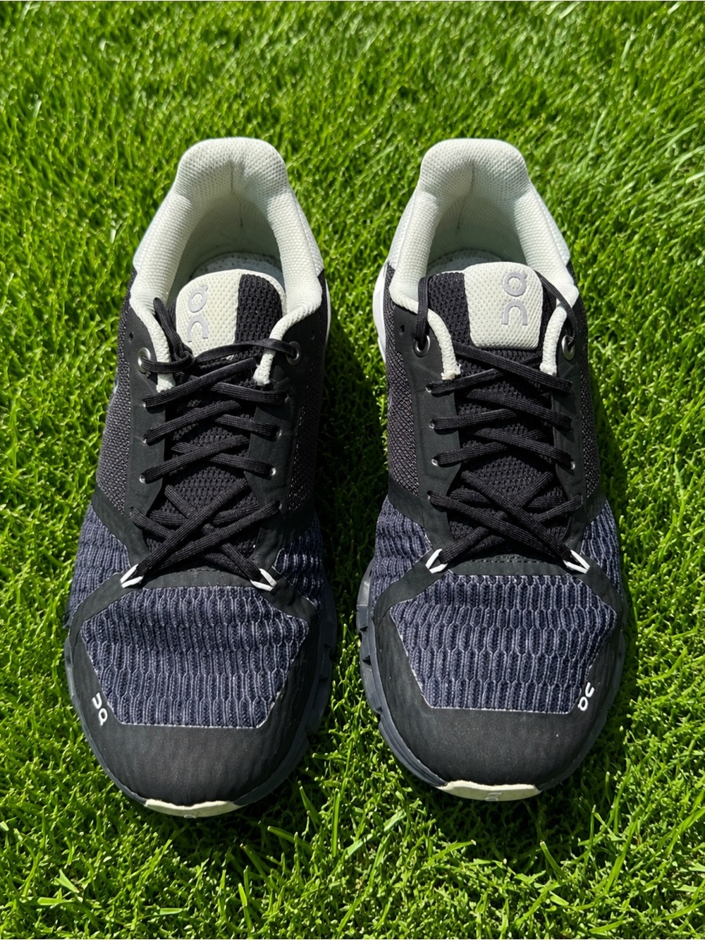 On Cloudswift 3 W 8.5 Navy and mint green runners - Picture 2 of 6